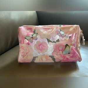 Icing Pink 🩷Floral 🌸💐Cosmetic Pouch